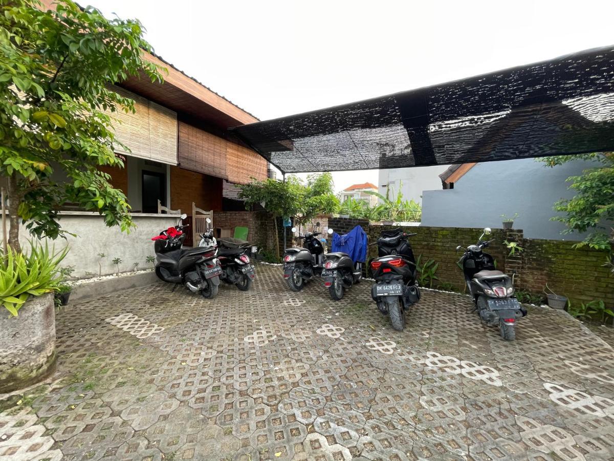 Belimbing Guest House Canggu Екстер'єр фото