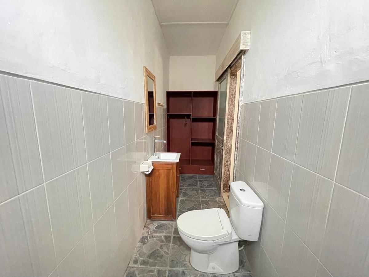 Belimbing Guest House Canggu Екстер'єр фото